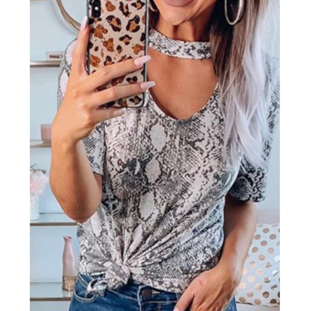 Snake print choker t shirt